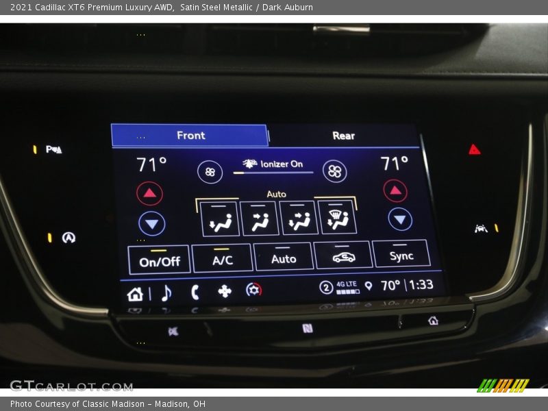 Controls of 2021 XT6 Premium Luxury AWD