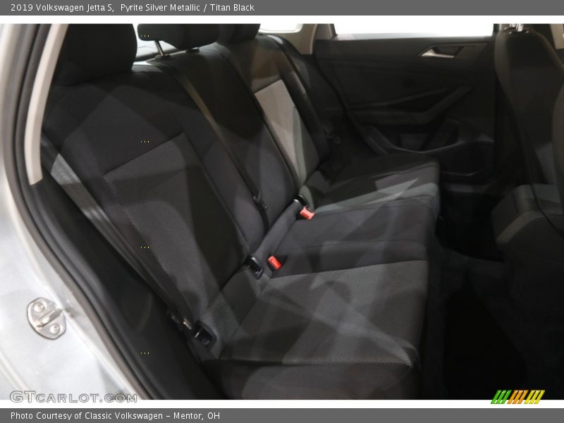 Pyrite Silver Metallic / Titan Black 2019 Volkswagen Jetta S