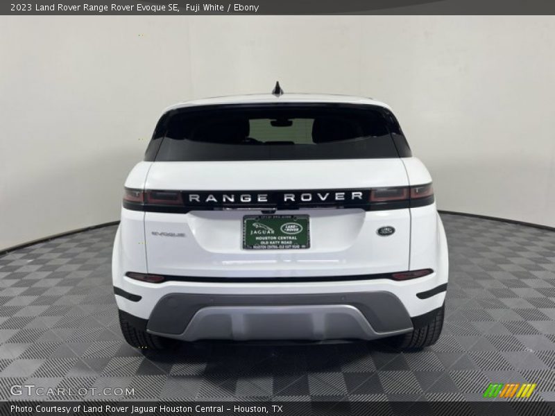 Fuji White / Ebony 2023 Land Rover Range Rover Evoque SE