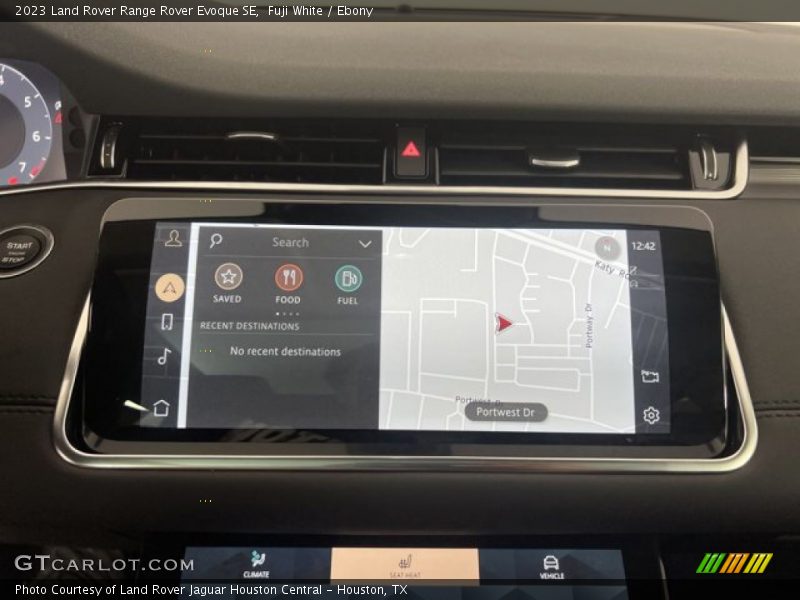 Fuji White / Ebony 2023 Land Rover Range Rover Evoque SE