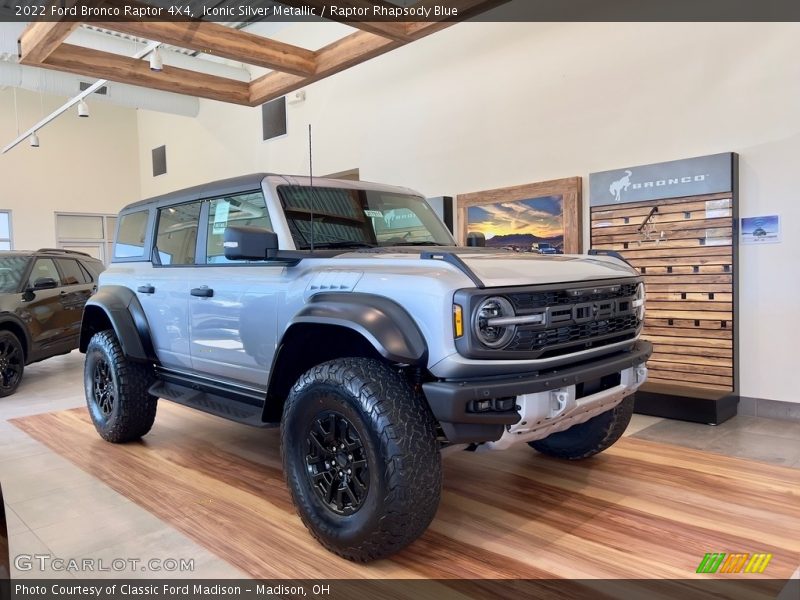 Front 3/4 View of 2022 Bronco Raptor 4X4