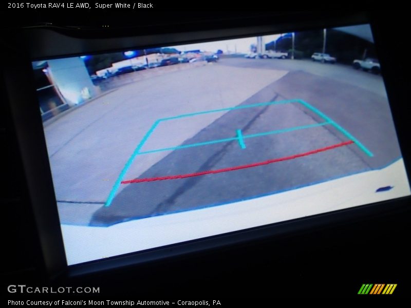 Super White / Black 2016 Toyota RAV4 LE AWD