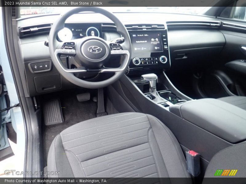  2023 Santa Cruz SEL AWD Black Interior
