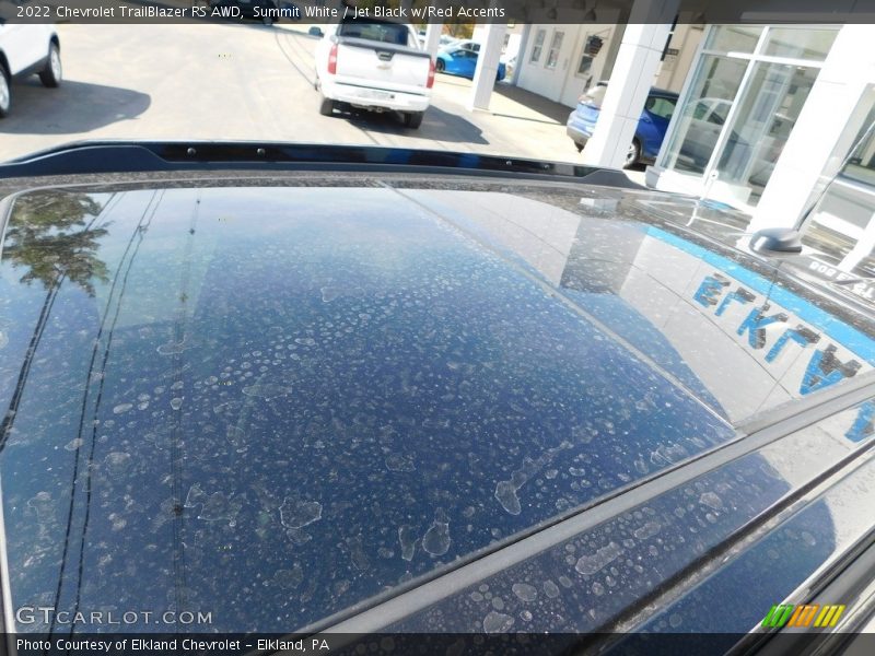 Summit White / Jet Black w/Red Accents 2022 Chevrolet TrailBlazer RS AWD
