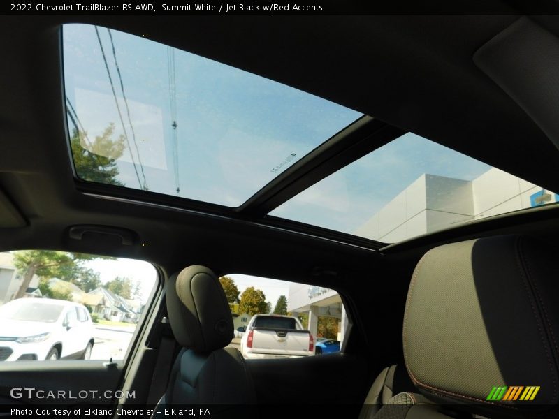 Summit White / Jet Black w/Red Accents 2022 Chevrolet TrailBlazer RS AWD
