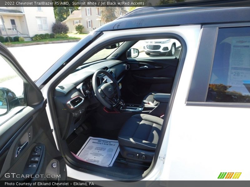 Summit White / Jet Black w/Red Accents 2022 Chevrolet TrailBlazer RS AWD