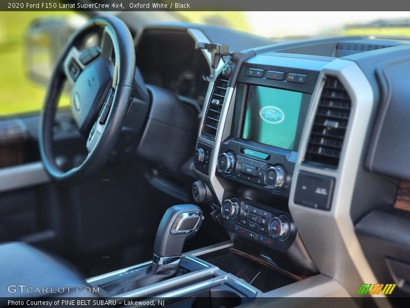 Oxford White / Black 2020 Ford F150 Lariat SuperCrew 4x4