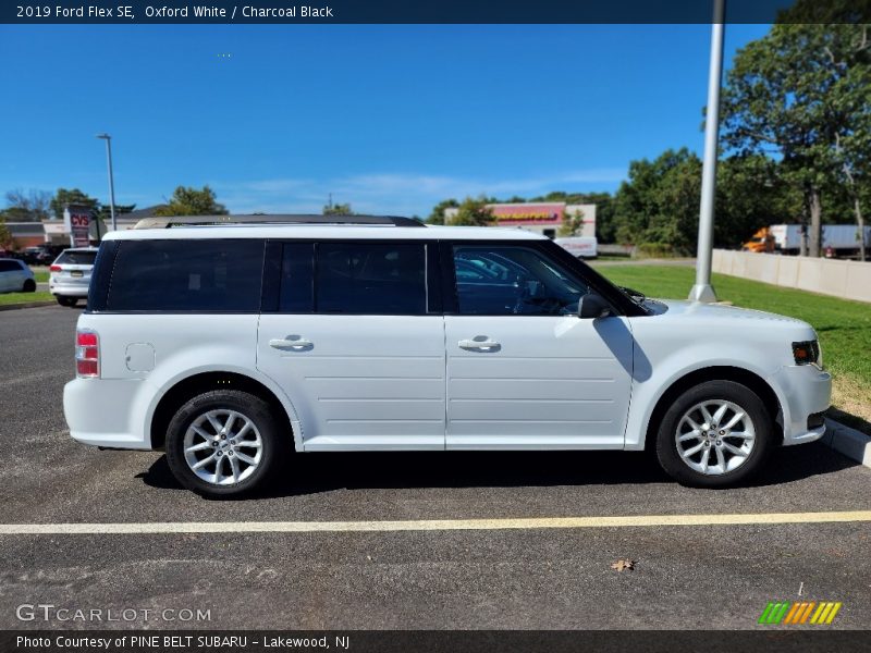 Oxford White / Charcoal Black 2019 Ford Flex SE