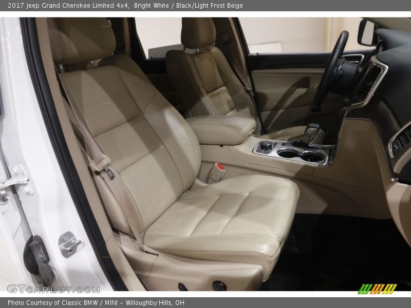 Bright White / Black/Light Frost Beige 2017 Jeep Grand Cherokee Limited 4x4