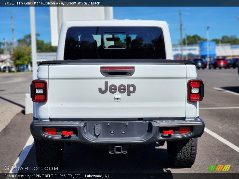 Bright White / Black 2021 Jeep Gladiator Rubicon 4x4