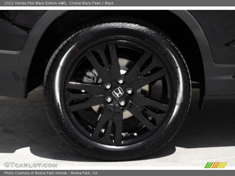  2022 Pilot Black Edition AWD Wheel