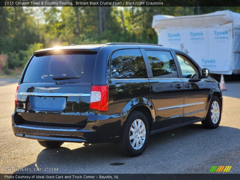 Brilliant Black Crystal Pearl / Black/Light Graystone 2015 Chrysler Town & Country Touring