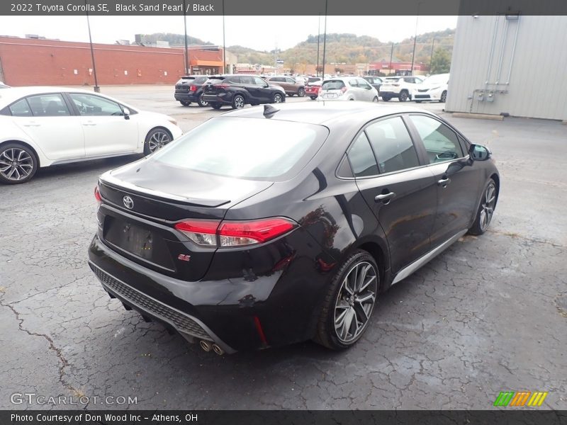 Black Sand Pearl / Black 2022 Toyota Corolla SE