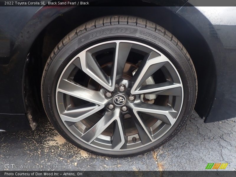 Black Sand Pearl / Black 2022 Toyota Corolla SE