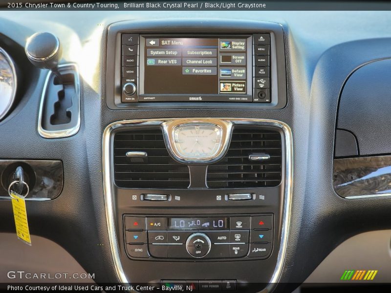 Brilliant Black Crystal Pearl / Black/Light Graystone 2015 Chrysler Town & Country Touring