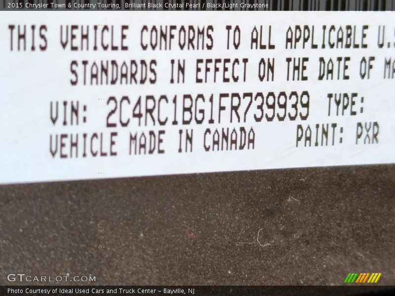 Brilliant Black Crystal Pearl / Black/Light Graystone 2015 Chrysler Town & Country Touring