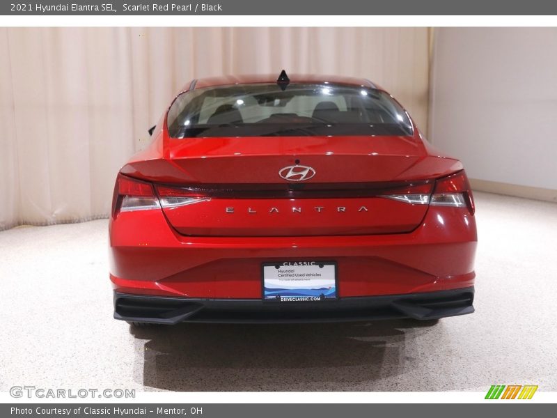 Scarlet Red Pearl / Black 2021 Hyundai Elantra SEL