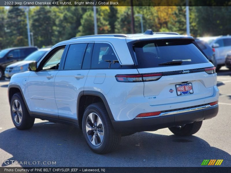 Bright White / Global Black 2022 Jeep Grand Cherokee 4XE Hybrid