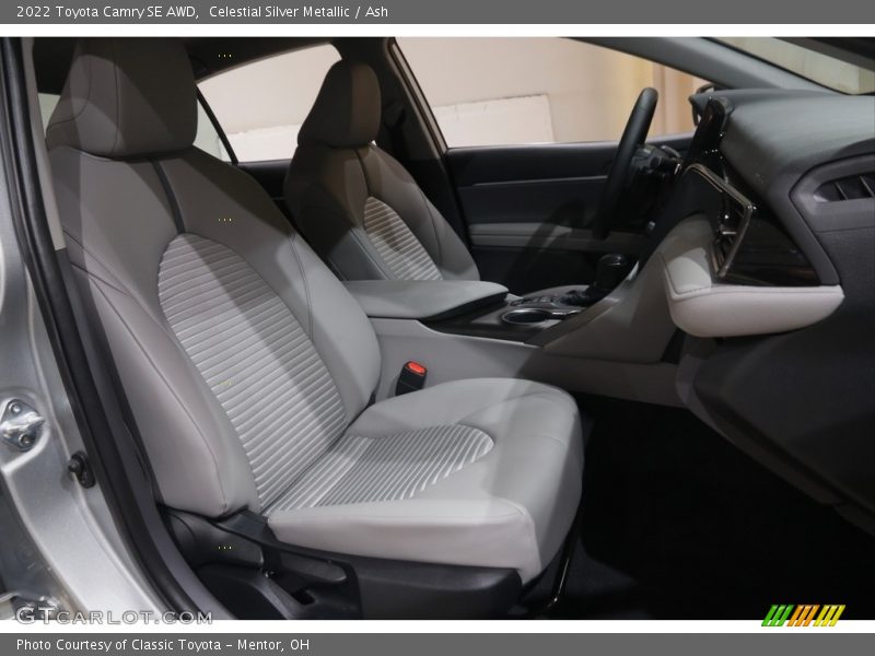 Front Seat of 2022 Camry SE AWD