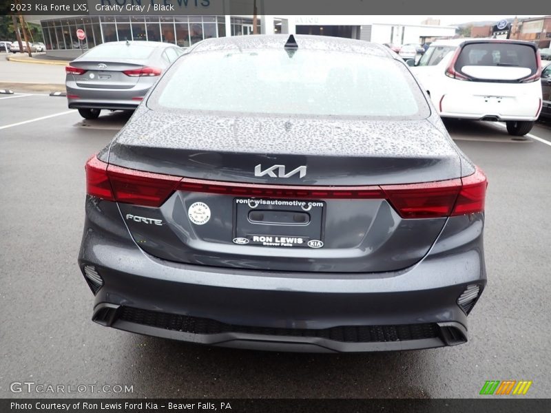 Gravity Gray / Black 2023 Kia Forte LXS