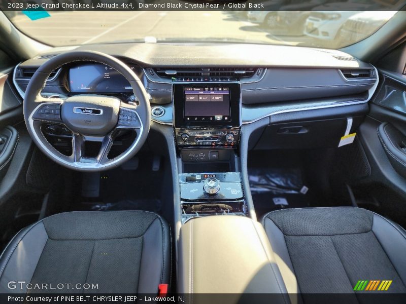 Diamond Black Crystal Pearl / Global Black 2023 Jeep Grand Cherokee L Altitude 4x4