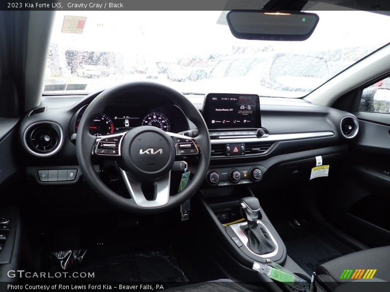 Gravity Gray / Black 2023 Kia Forte LXS