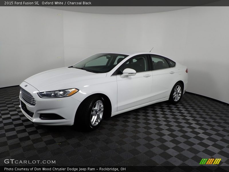 Oxford White / Charcoal Black 2015 Ford Fusion SE