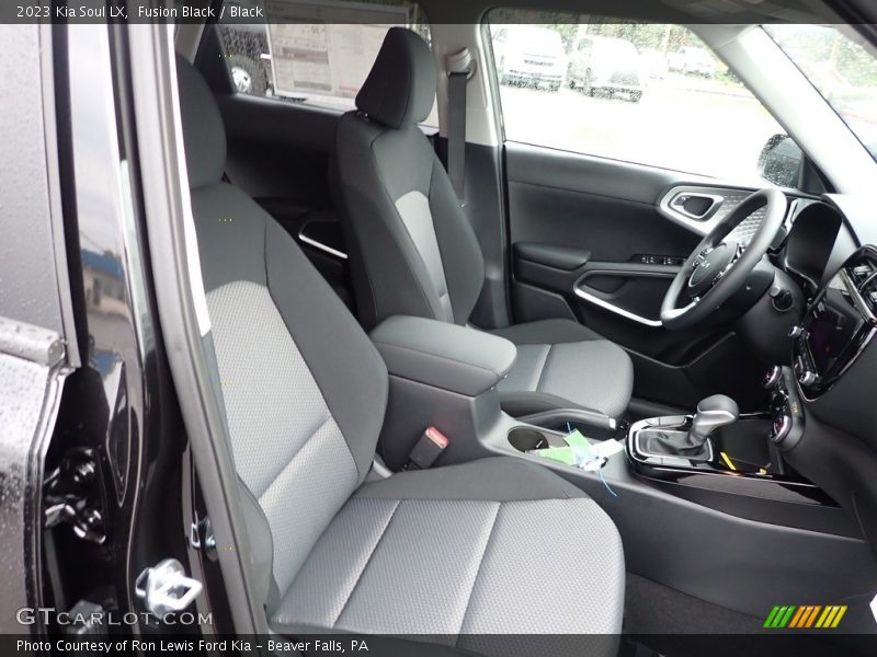 Fusion Black / Black 2023 Kia Soul LX