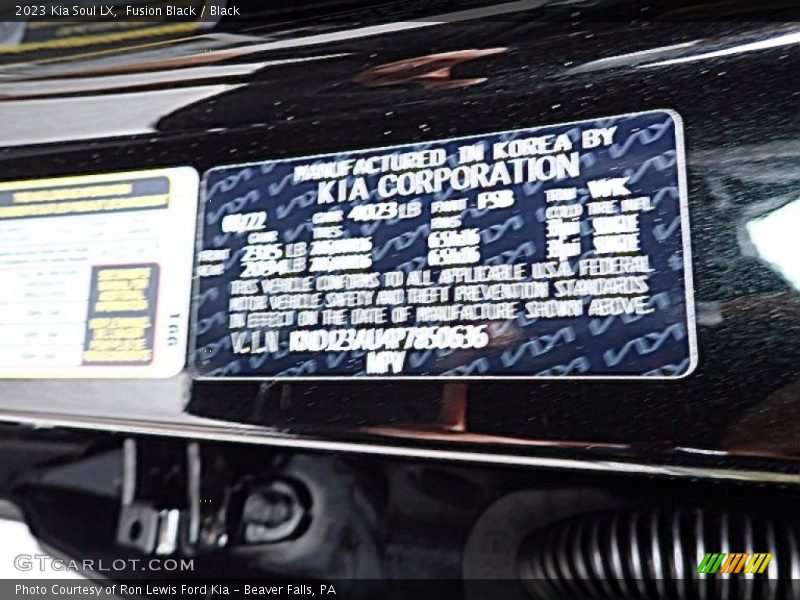 Fusion Black / Black 2023 Kia Soul LX