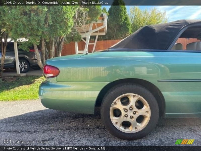  1998 Sebring JXi Convertible Wheel