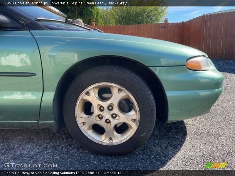  1998 Sebring JXi Convertible Wheel
