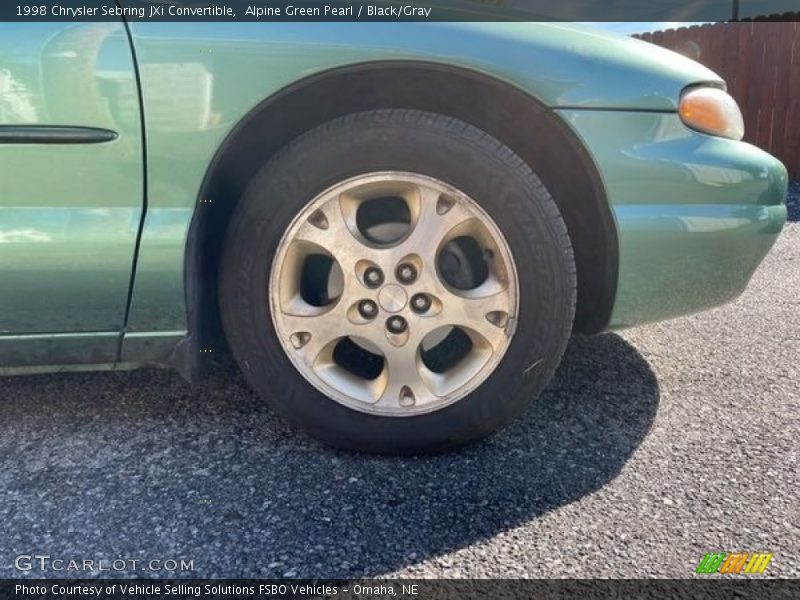  1998 Sebring JXi Convertible Wheel