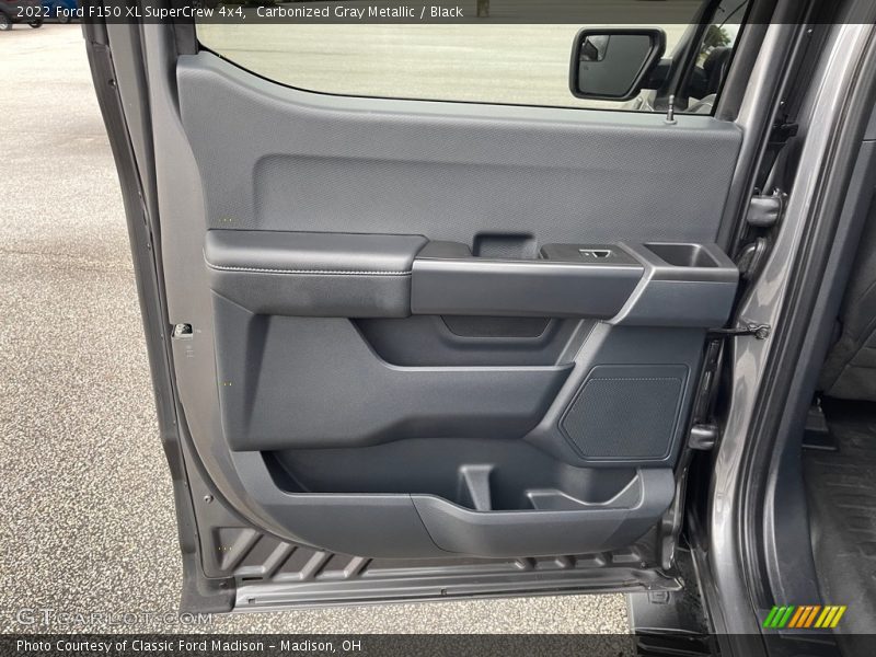 Door Panel of 2022 F150 XL SuperCrew 4x4