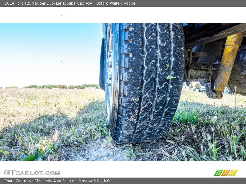 Oxford White / Adobe 2014 Ford F250 Super Duty Lariat SuperCab 4x4