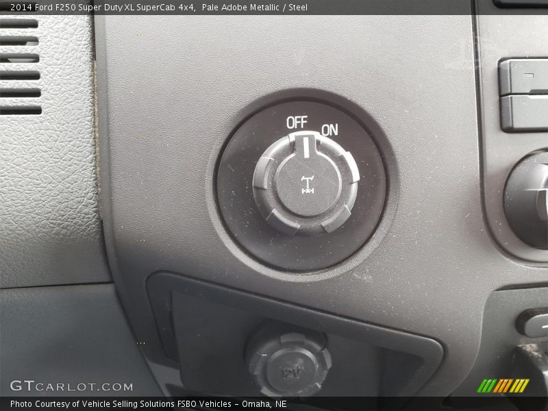 Pale Adobe Metallic / Steel 2014 Ford F250 Super Duty XL SuperCab 4x4