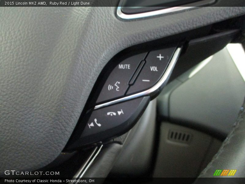  2015 MKZ AWD Steering Wheel