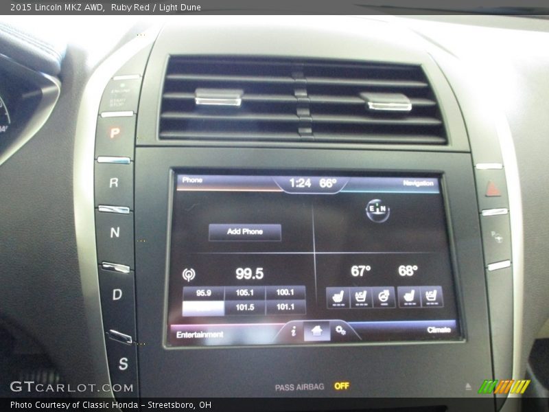 Controls of 2015 MKZ AWD