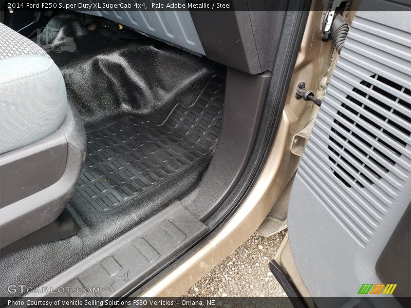 Pale Adobe Metallic / Steel 2014 Ford F250 Super Duty XL SuperCab 4x4