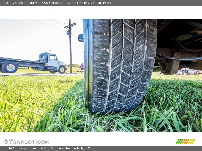 Summit White / Medium Pewter 2012 Chevrolet Express 1500 Cargo Van