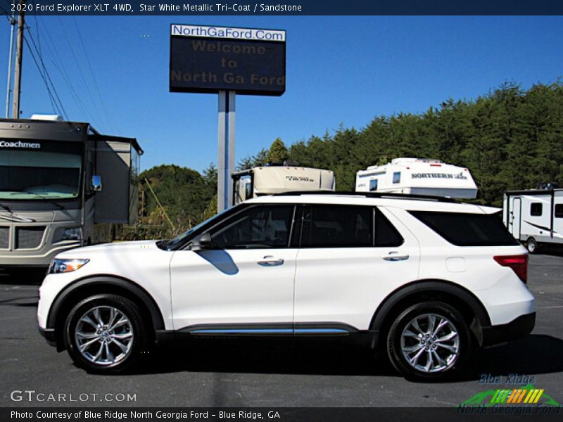 Star White Metallic Tri-Coat / Sandstone 2020 Ford Explorer XLT 4WD
