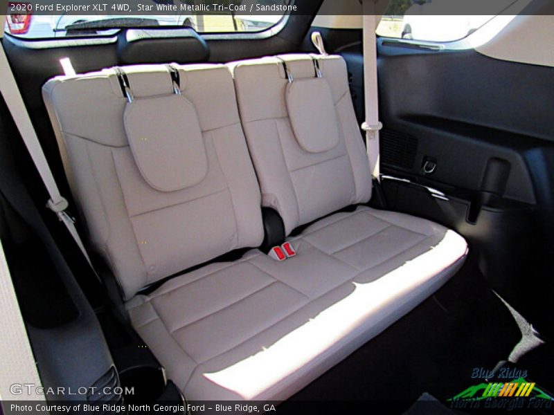 Star White Metallic Tri-Coat / Sandstone 2020 Ford Explorer XLT 4WD