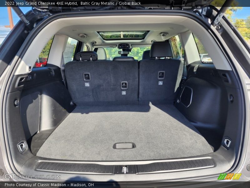 Baltic Gray Metallic / Global Black 2022 Jeep Grand Cherokee 4XE Hybrid