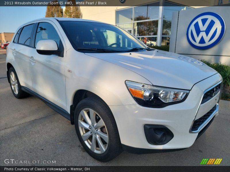 Front 3/4 View of 2013 Outlander Sport ES 4WD