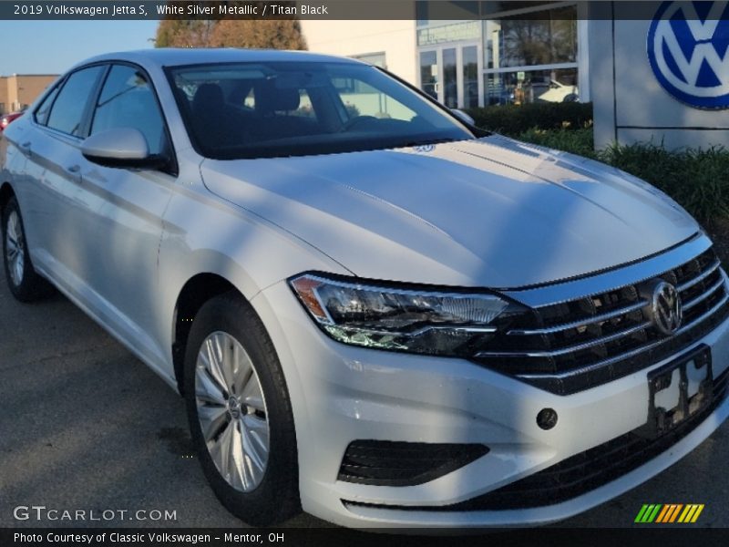 White Silver Metallic / Titan Black 2019 Volkswagen Jetta S