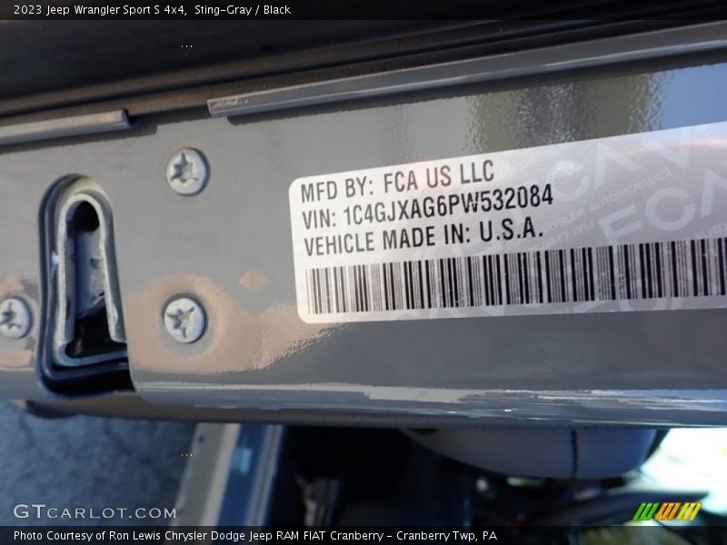 Sting-Gray / Black 2023 Jeep Wrangler Sport S 4x4