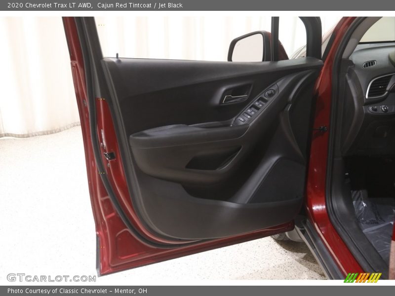 Cajun Red Tintcoat / Jet Black 2020 Chevrolet Trax LT AWD