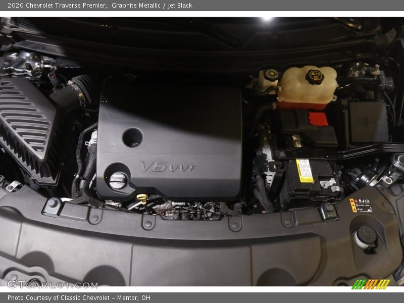 Graphite Metallic / Jet Black 2020 Chevrolet Traverse Premier