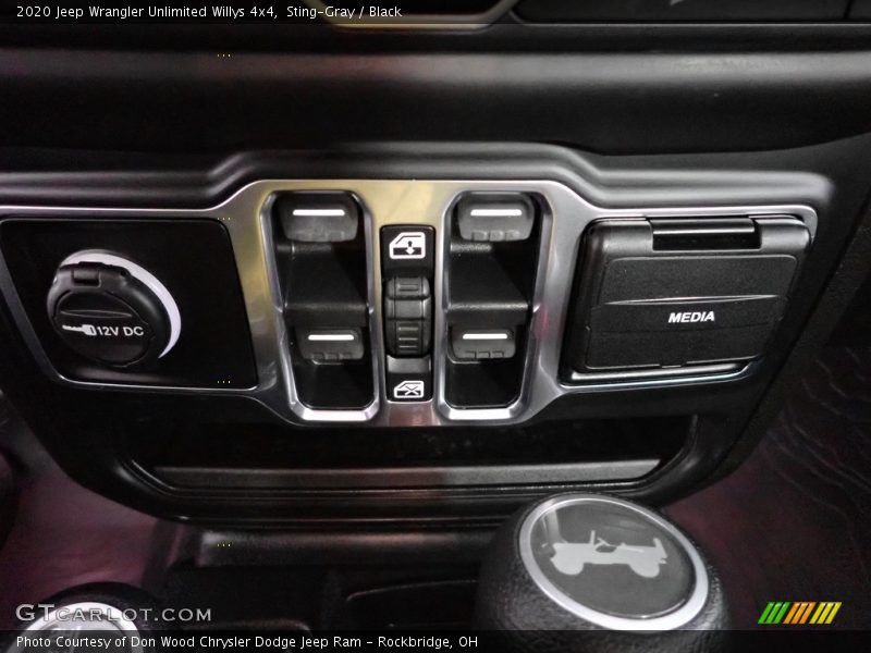 Sting-Gray / Black 2020 Jeep Wrangler Unlimited Willys 4x4