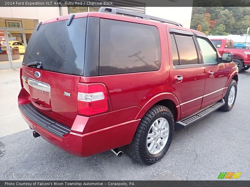  2014 Expedition XLT 4x4 Ruby Red