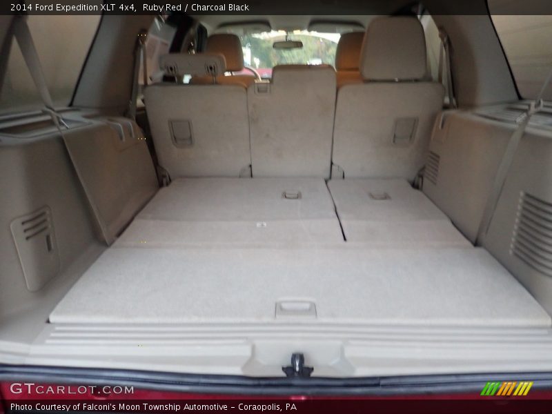 2014 Expedition XLT 4x4 Trunk